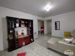 Casa com 03 dormitórios no bairro Liberdade  
