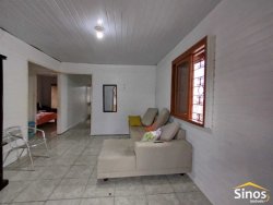 Casa com 03 dormitórios no bairro Liberdade  