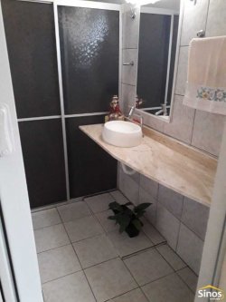 Casa com 03 dormitórios no bairro Liberdade 