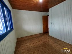Casa com 03 dormitórios no bairro Liberdade  