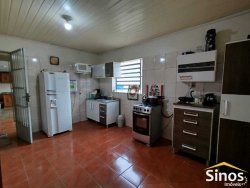 Casa com 03 dormitórios no bairro Liberdade 