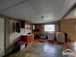 Casa com 03 dormitórios no bairro Liberdade 