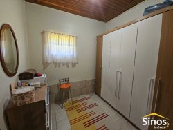 Sitio com 5,5 hectares no bairro Lomba Grande 