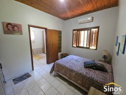 Sitio com 5,5 hectares no bairro Lomba Grande 