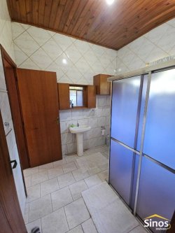 Sitio com 5,5 hectares no bairro Lomba Grande 