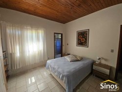 Sitio com 5,5 hectares no bairro Lomba Grande 