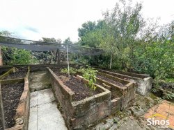 Casa com 03 dormitórios para locação no bairro Rondônia 