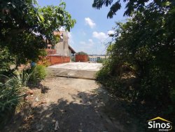 Terreno de 330m² com construção no bairro Canudos 