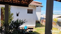 Casa com 02 dormitórios no bairro Lomba Grande  