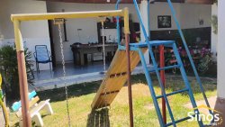 Casa com 02 dormitórios no bairro Lomba Grande  