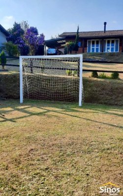 Sítio com 2.500m² no bairro Lomba Grande 