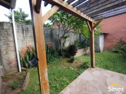Casa com 02 dormitórios no bairro Santo Afonso 