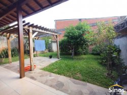 Casa com 02 dormitórios no bairro Santo Afonso 