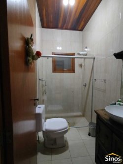 Casa com 02 dormitórios no bairro Santo Afonso 