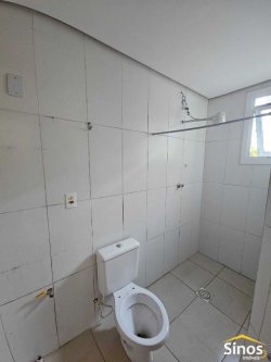 Apartamento com 02 dormitórios no Residencial Anas  