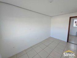 Apartamento com 02 dormitórios no Residencial Anas  
