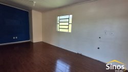 Casa com 02 dormitórios no bairro Vila Nova 