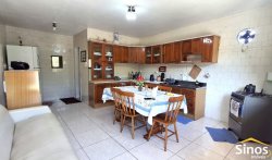 Casa com 02 dormitórios no bairro Vila Nova 