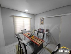 Casa com 03 dormitórios no Bairro Ideal  
