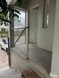 Casa comercial com 02 dormitórios para locação no bairro Vila Rosa 