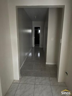 Casa comercial com 02 dormitórios para locação no bairro Vila Rosa 