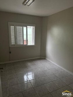 Casa comercial com 02 dormitórios para locação no bairro Vila Rosa 