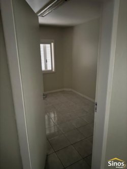 Casa comercial com 02 dormitórios para locação no bairro Vila Rosa 