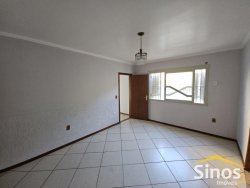 Casa com 03 dormitórios para locação no bairro Ideal 