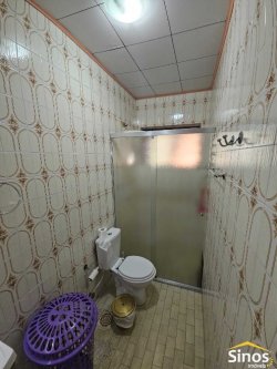Casa com 03 dormitórios no bairro Ouro Branco 