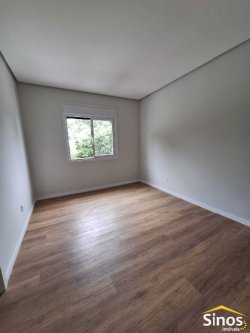Casa com 03 suítes no bairro Hamburgo Velho 