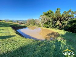 Sítio com 4,00 hectares no bairro Lomba Grande 