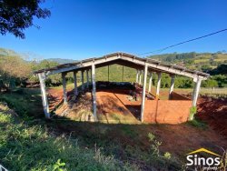 Sítio com 4,00 hectares no bairro Lomba Grande 