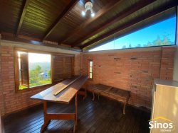 Sítio com 7.000m² para locação no bairro Lomba Grande  