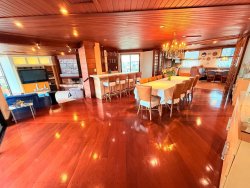 Apartamento com 05 dormitórios no Edifício Residencial Carlos Gomes 