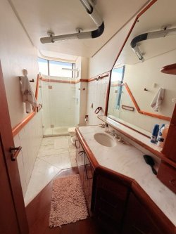 Apartamento com 05 dormitórios no Edifício Residencial Carlos Gomes 
