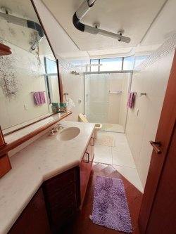 Apartamento com 05 dormitórios no Edifício Residencial Carlos Gomes 