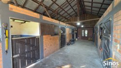 Cabanha completa com 10,3 hectares no bairro Lomba Grande  