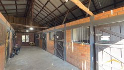 Cabanha completa com 10,3 hectares no bairro Lomba Grande  
