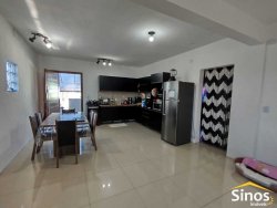 Casa comercial e residencial no bairro Santo Afonso  