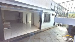 Casa com 02 dormitórios no bairro Vila Nova 