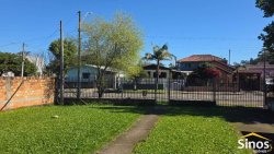 Casa com 02 dormitórios no bairro Arroio da Manteiga 