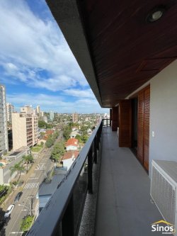 Cobertura duplex com 04 dormitórios no Edifício Carlos Korndorfer  