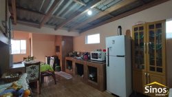 Casa com 03 dormitórios no bairro Rondônia 