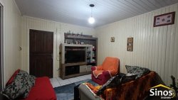 Casa com 03 dormitórios no bairro Rondônia 