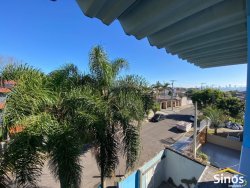 Casa de esquina com 04 dormitórios no bairro Rondônia 