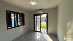 Casa com 03 dormitórios no bairro Rio dos Sinos  