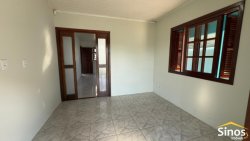Casa com 03 dormitórios no bairro Rio dos Sinos  