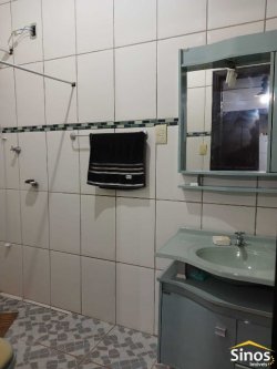 Casa com 03 dormitórios no bairro Campestre 