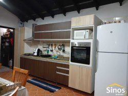Casa com 03 dormitórios no bairro Campestre 