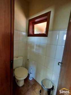 Casa com 03 dormitórios, sendo 01 suíte no Condomínio Terra Verde 